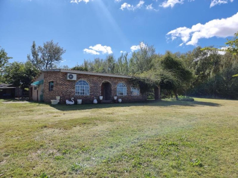 Commercial Property for Sale in Mullersrust Free State